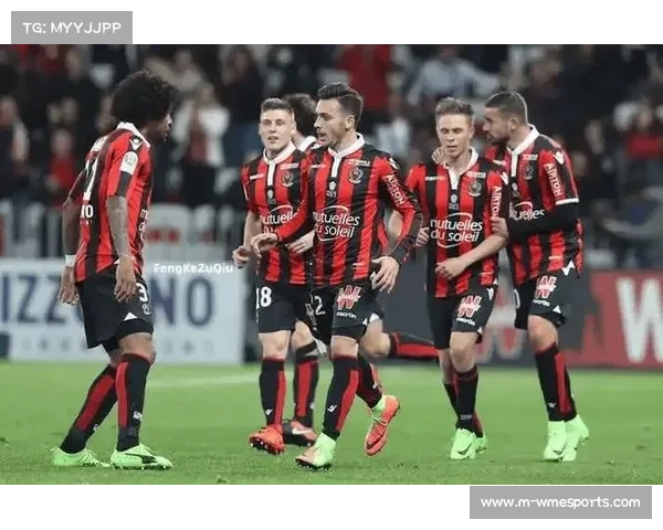 雷恩临时主帅坦布雷特迎战七连胜巴黎，残阵防线面临严峻考验